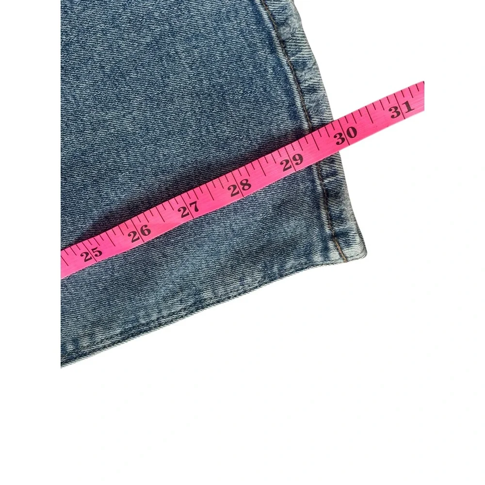 Hudson Los Angeles Women's Jeans Distressed Knee Light Wash Straight Leg Size 32